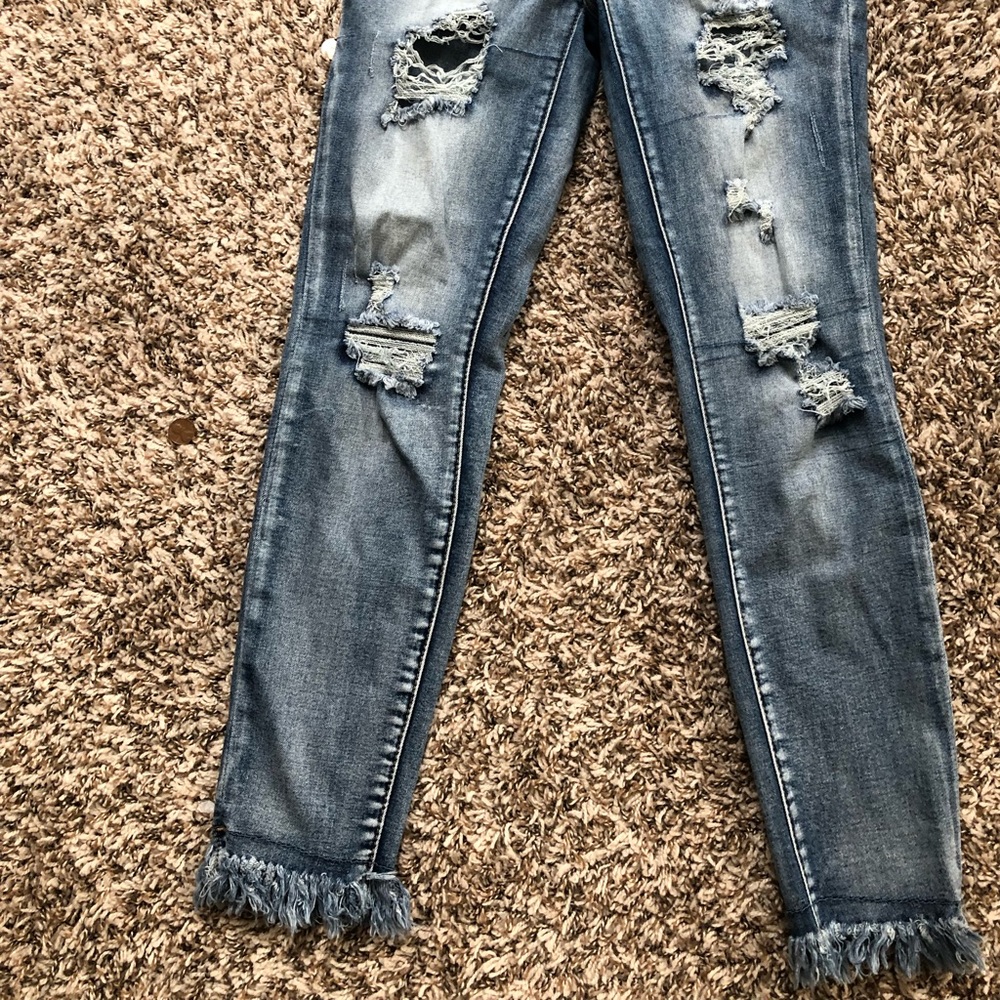 Size 4 Ripped Jeans - Picture 2 of 3